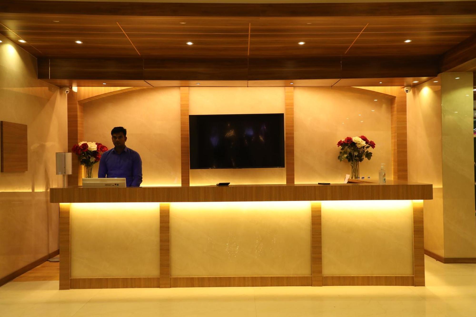 B8 Hotel Ченнаи Экстерьер фото