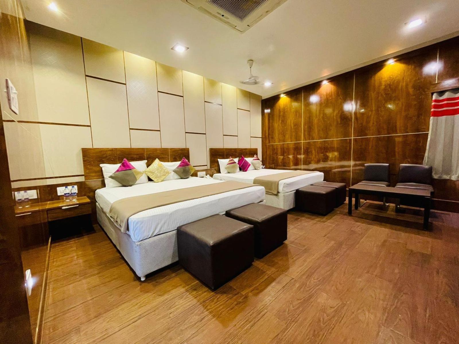 B8 Hotel Ченнаи Экстерьер фото