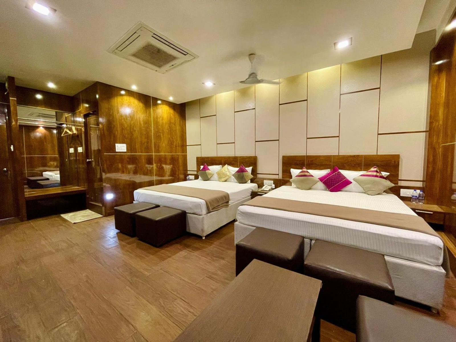 B8 Hotel Ченнаи Экстерьер фото